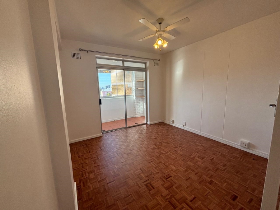 1 Bedroom Property for Sale in Gardens Western Cape